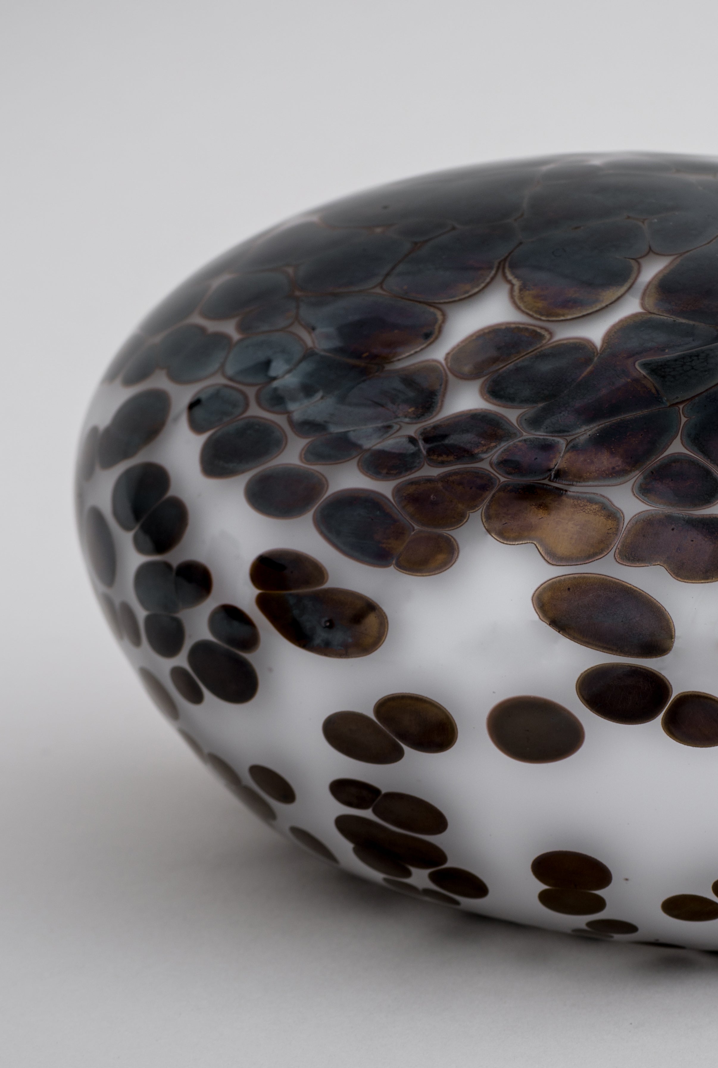 'Magic Dots'